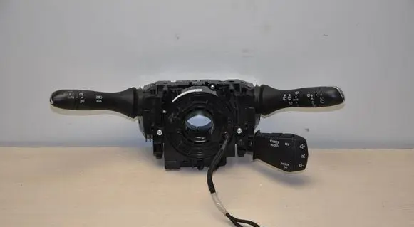 Renault Kadjar Indicator stalk 255678341R