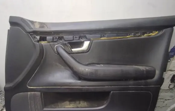 Front door card panel trim