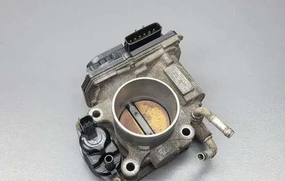 Honda Civic IX Throttle valve 1362007140 J120310 1202241