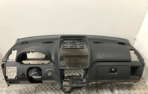 Mercedes-Benz Vito Viano W639 Dashboard A6396820098