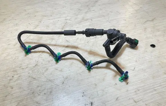 Ford Transit - Tourneo Connect Fuel return line/hose 
