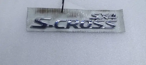 Suzuki SX4 S-Cross Manufacturers badge/model letters 
