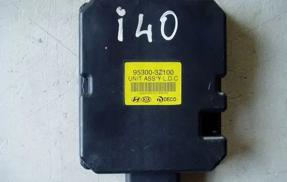 Hyundai i40 Other control units/modules 953003Z100