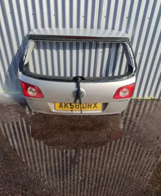 Volkswagen PASSAT B6 Tailgate/trunk/boot lid 