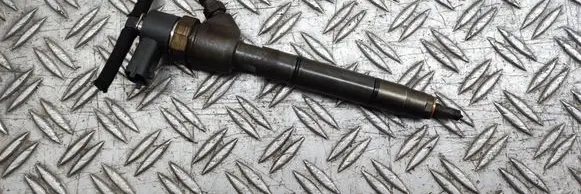 Fuel injector