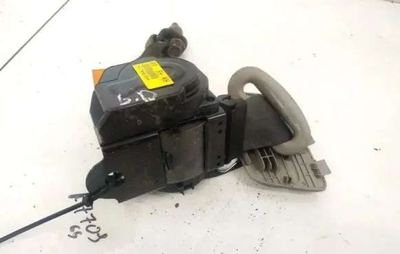 Opel Antara Rear seatbelt