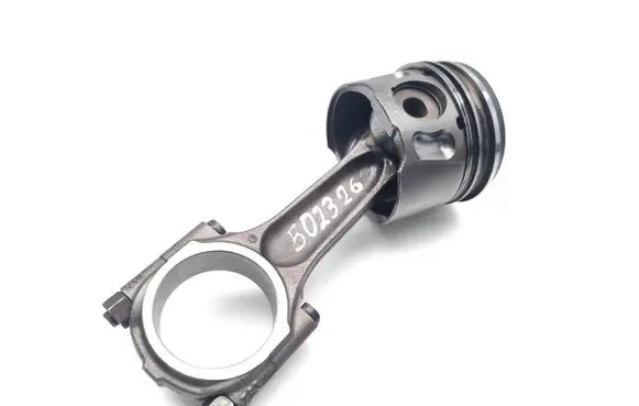 Citroen Dispatch II Piston with connecting rod RHK DW10UTED4