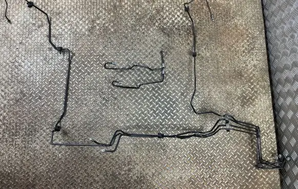 Mercedes-Benz EQS V297 Brake booster pipe/hose 