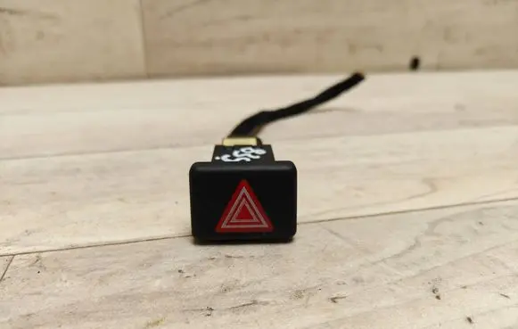Audi A4 S4 B6 8E 8H Hazard light switch 8E0941509