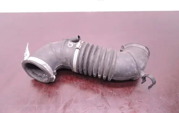 Volvo S40, V40 Air intake hose/pipe 30620802 D30
