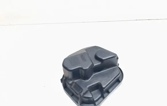 BMW 3 E90 E91 Headlight/headlamp dust cover 
