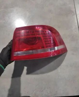 Volkswagen PASSAT B7 Rear/tail lights 3AF945208B 2SK01074602