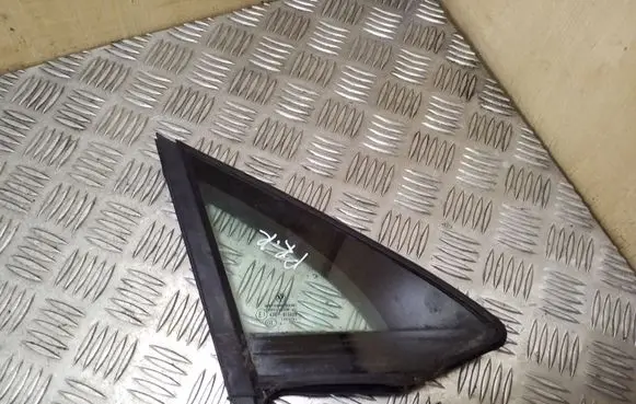 Volkswagen PASSAT B8 Front door vent window glass four-door 3G0845114