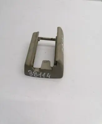 Chrysler 300 - 300C Front driver seat rail trim 608998