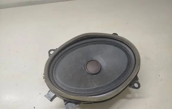 Subaru Outback (BS) Front door speaker 7957002801A