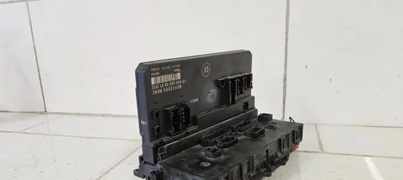Mercedes-Benz Vito Viano W639 SAM control unit 6395450301 A6365450401