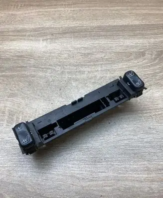 Mercedes-Benz E W210 Seat heating switch 2108200151