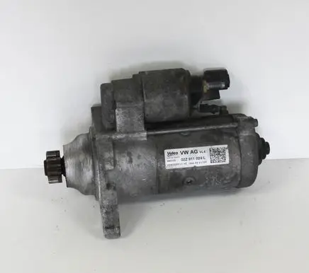 Volkswagen Golf VII Starter motor 02Z911024L