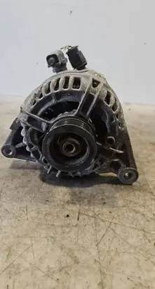 Toyota Avensis T250 Generator/alternator 0124325079 270600D140 270600D140A