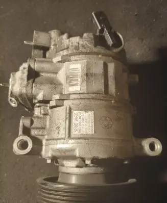 Volkswagen Jetta V Air conditioning (A/C) compressor (pump) 1K0820859T GE4471501933 20101249623