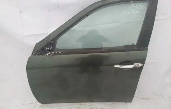 Alfa Romeo 156 Front door