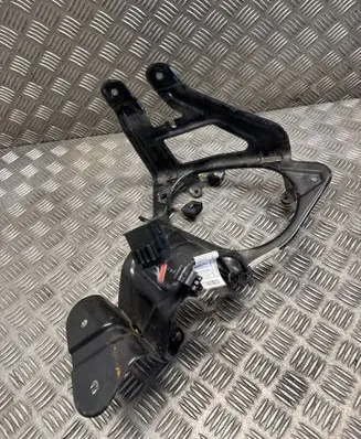 BMW X6 F16 AdBlue Liquid tank holder 70205M150