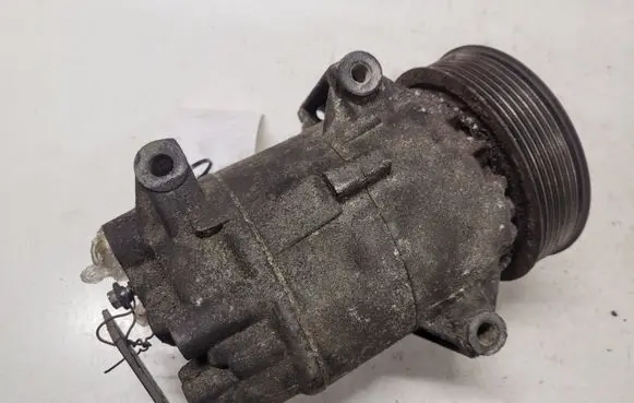 Renault Scenic II - Grand scenic II Air conditioning (A/C) compressor (pump)