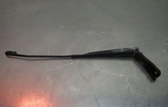 Nissan Micra Front wiper blade arm