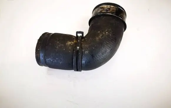 Intercooler hose/pipe