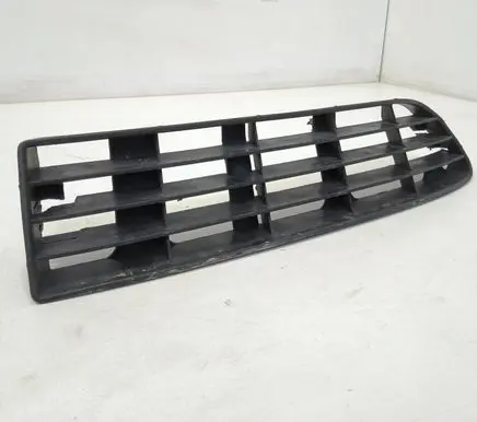 Audi A6 S6 C4 4A Front bumper lower grill 4A0807346A