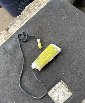 Toyota Yaris Seat airbag 739200D020 1002800