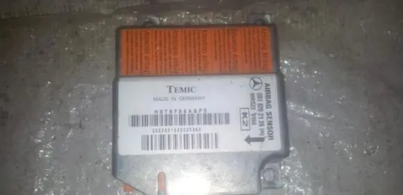Mercedes-Benz E W210 Airbag control unit/module 0018202126 MRSZ29169