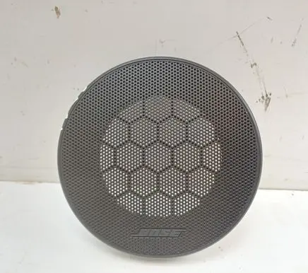 Side speaker trim/cover