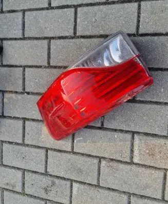 Toyota Avensis T270 Rear/tail lights