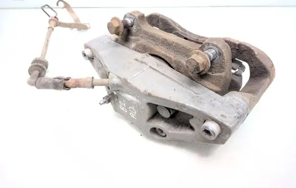Volvo XC90 Front brake caliper 30657307