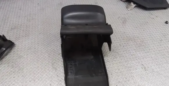 Volvo V70 Steering wheel column trim 3409335