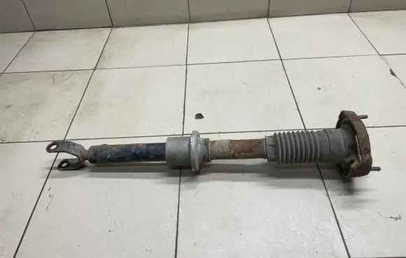 Mercedes-Benz E W211 Front shock absorber/damper