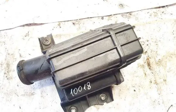 Mazda CX-7 Intake resonator l33d k3804