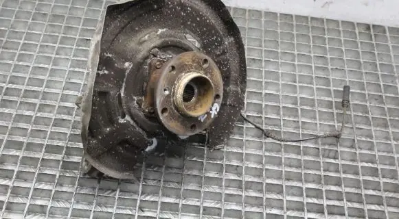 BMW 5 F10 F11 Rear wheel hub