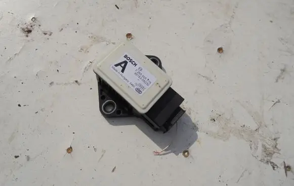 Volkswagen Polo III 6N 6N2 6NF ESP acceleration yaw rate sensor