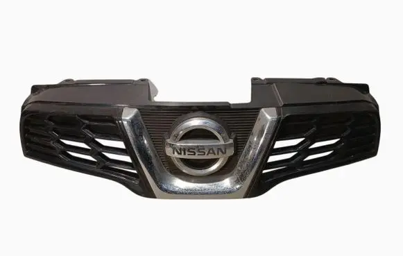 Nissan Qashqai Front bumper upper radiator grill 62310BR00A