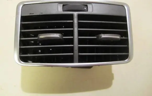 Audi A6 S6 C6 4F Dash center air vent grill 4F0819203
