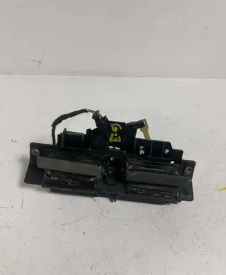 Audi A3 S3 8L Tailgate/trunk/boot exterior handle 8D9827565H 4B0827565H
