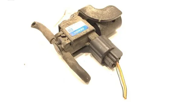 Honda CR-V Fuel pressure regulator 101362-4700