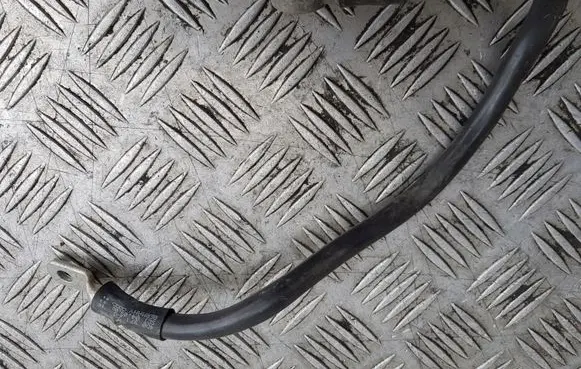 Audi A8 S8 D2 4D Negative earth cable (battery) 4D0971235