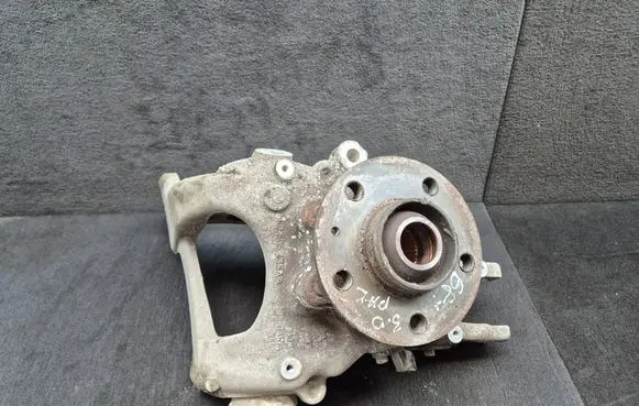 Audi A4 S4 B8 8K Rear wheel hub 8K0505435AA 8K0505431AR 4H0498625E