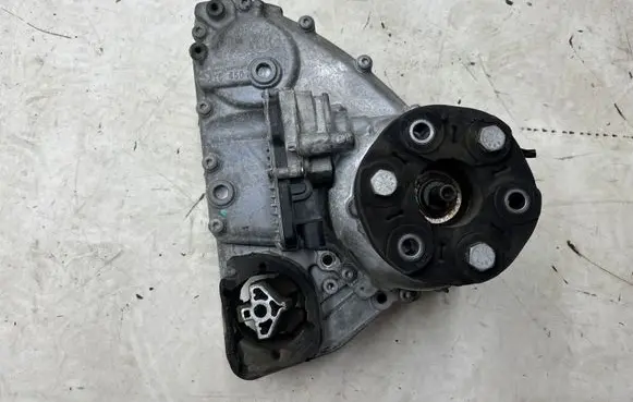 BMW X6 E71 Gearbox transfer box case 7610586