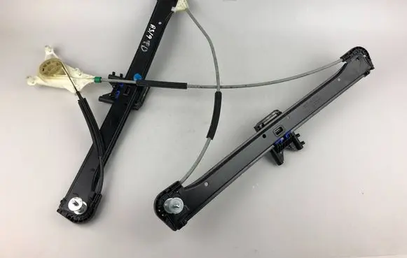 Audi A3 S3 8V Front window lifting mechanism without motor 8V4837462