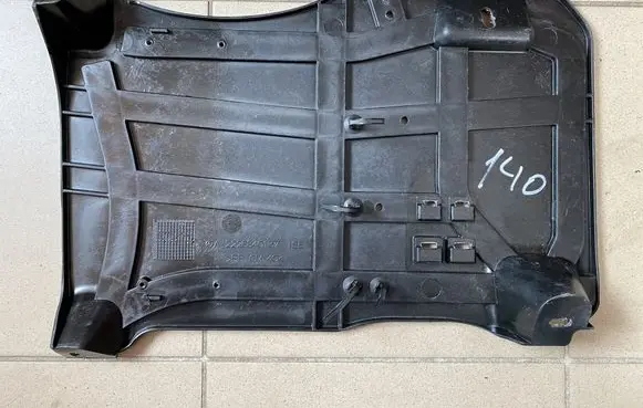Mercedes-Benz S C217 Fuel tank bottom protection A2226840137
