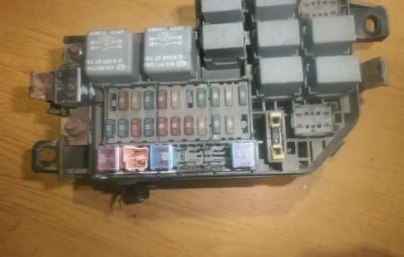 KIA Rio Fuse box set